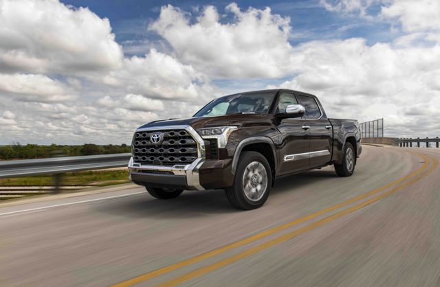 TOYOTA Tundra