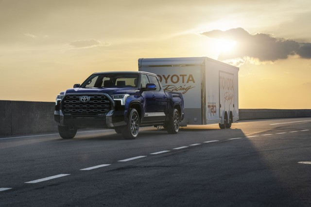 Toyota Tundra foto 17