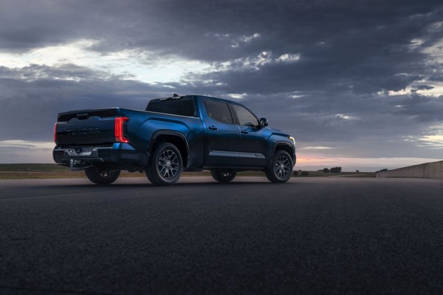 Toyota Tundra foto 19