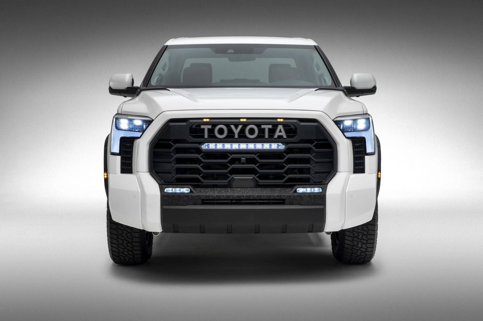 Toyota Tundra photo 40