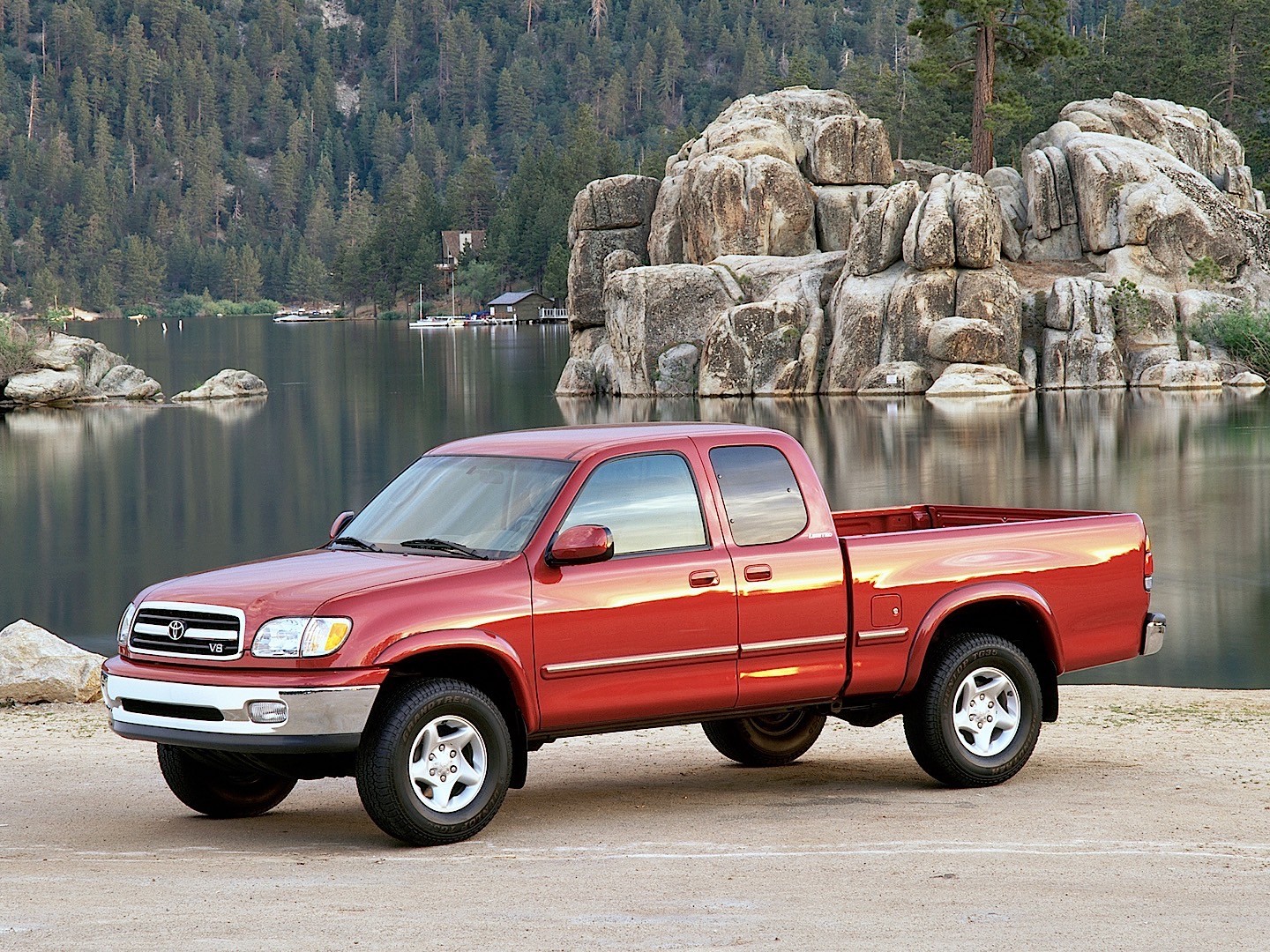 Toyota Tundra photo 16