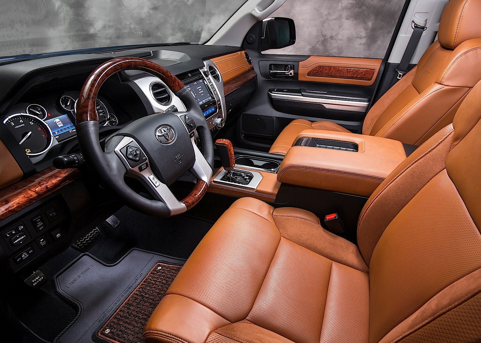 Toyota Tundra photo 44