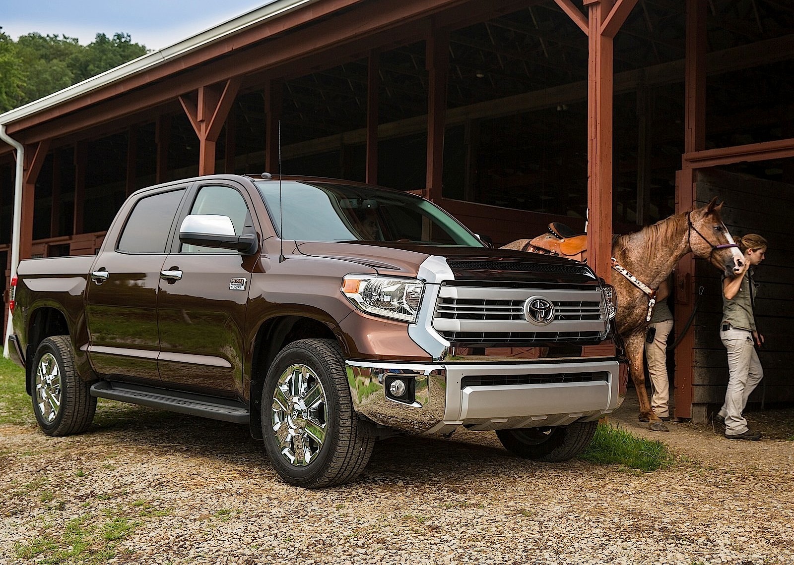 Toyota Tundra photo 5