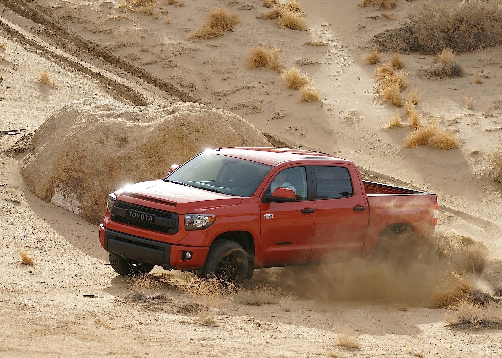 Toyota Tundra photo 38