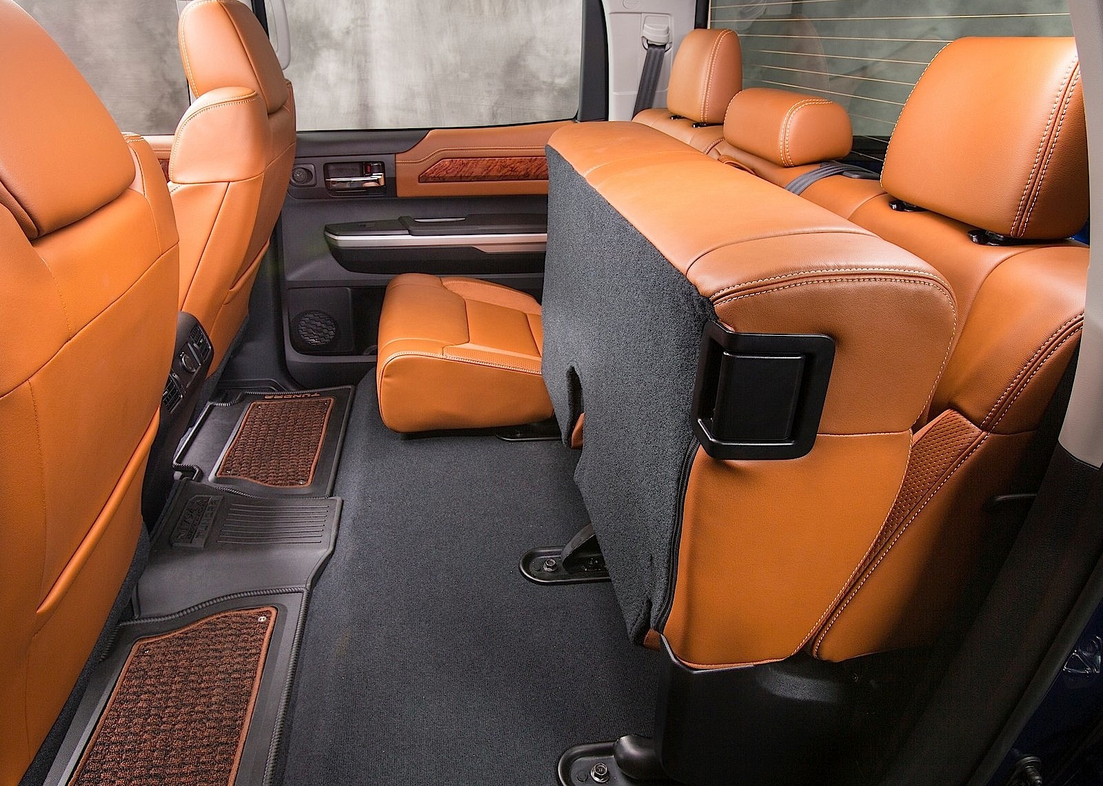 Toyota Tundra photo 50