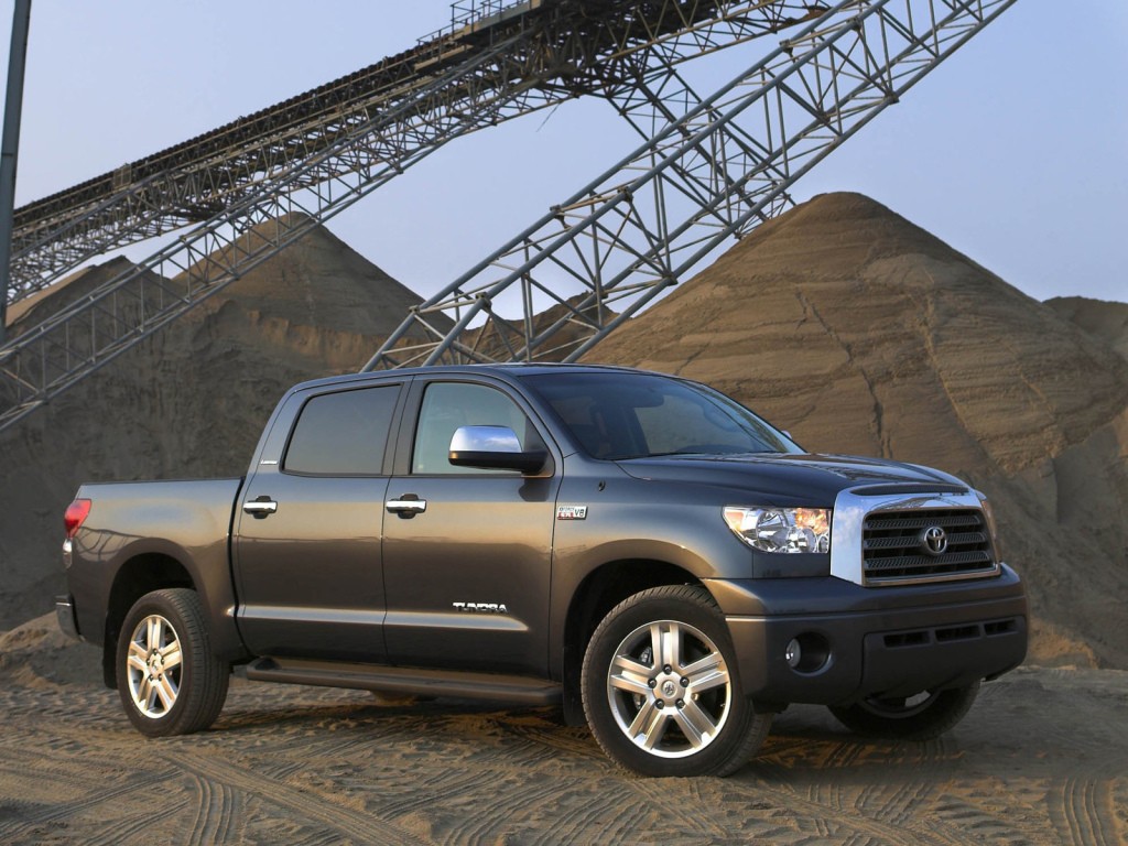 Toyota Tundra photo 8