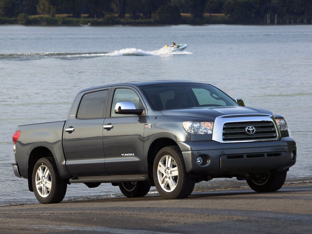 Toyota Tundra photo 14