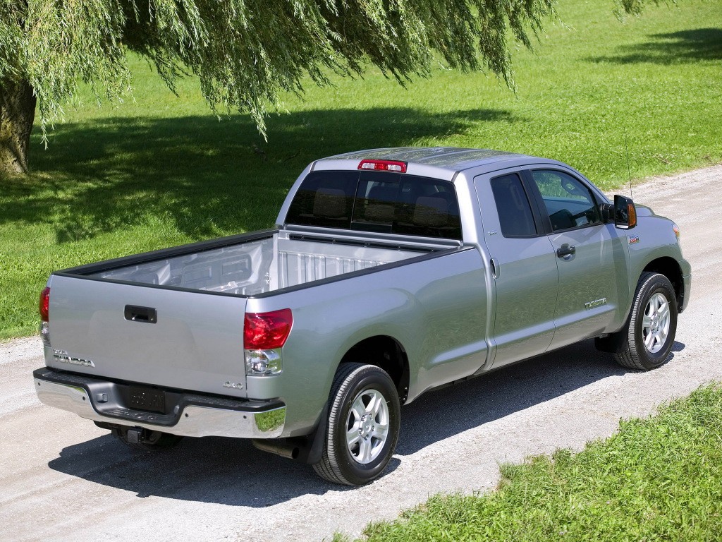 Toyota Tundra photo 8