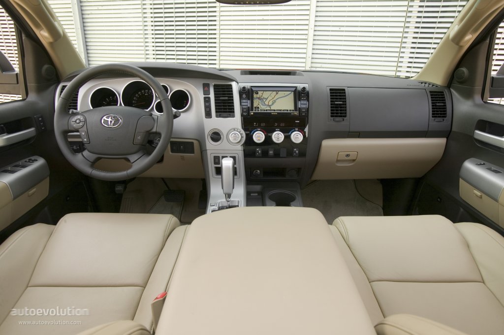 Toyota Tundra photo 25