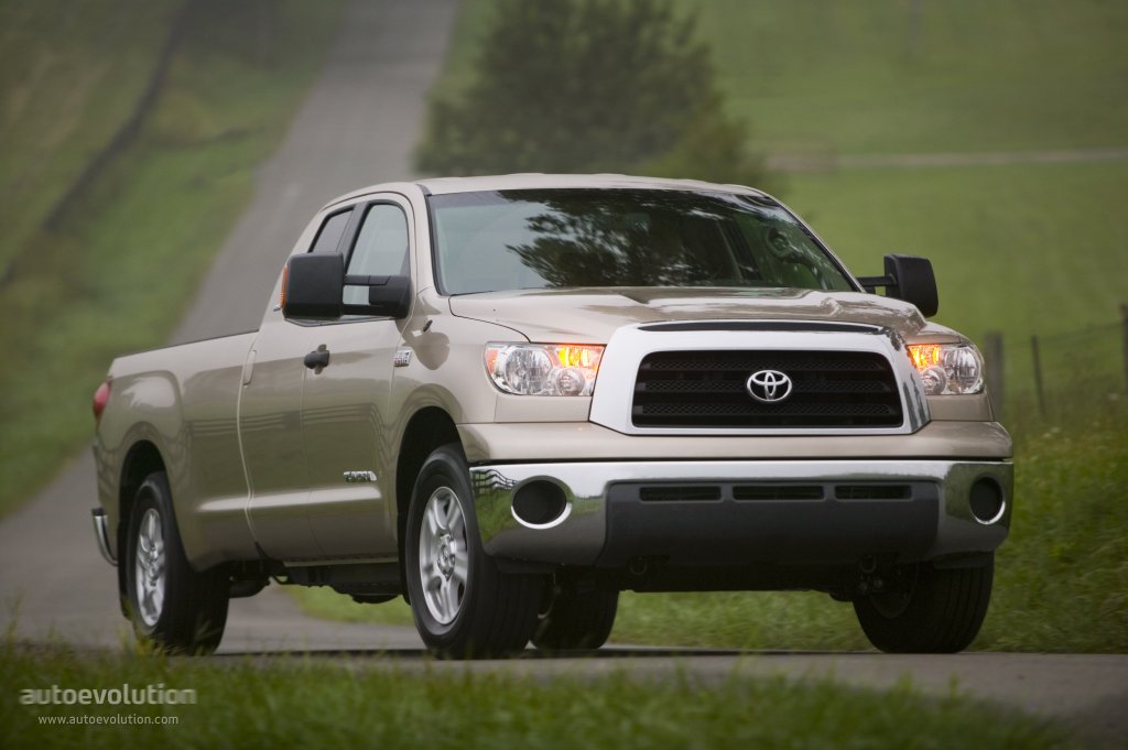 TOYOTA Tundra