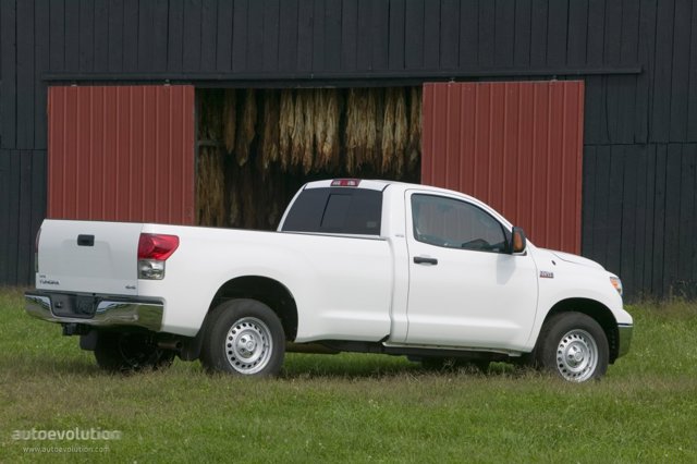 Toyota Tundra foto 3