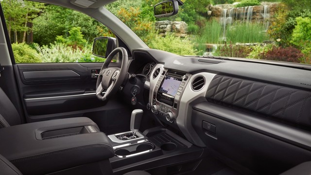 Toyota Tundra foto 15