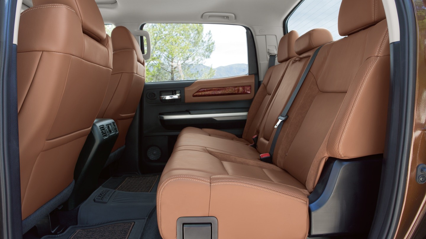 Toyota Tundra photo 18