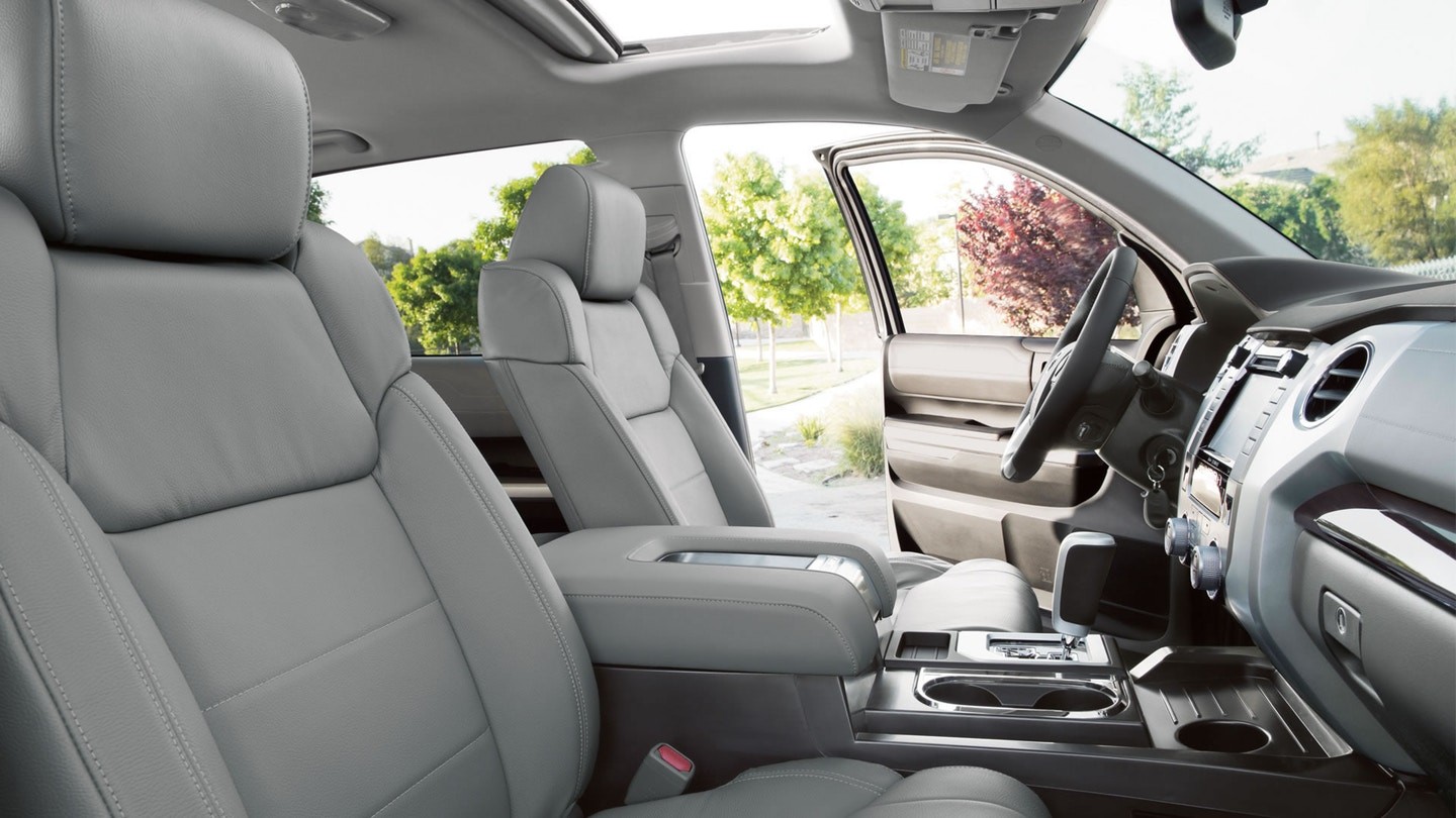 Toyota Tundra photo 19