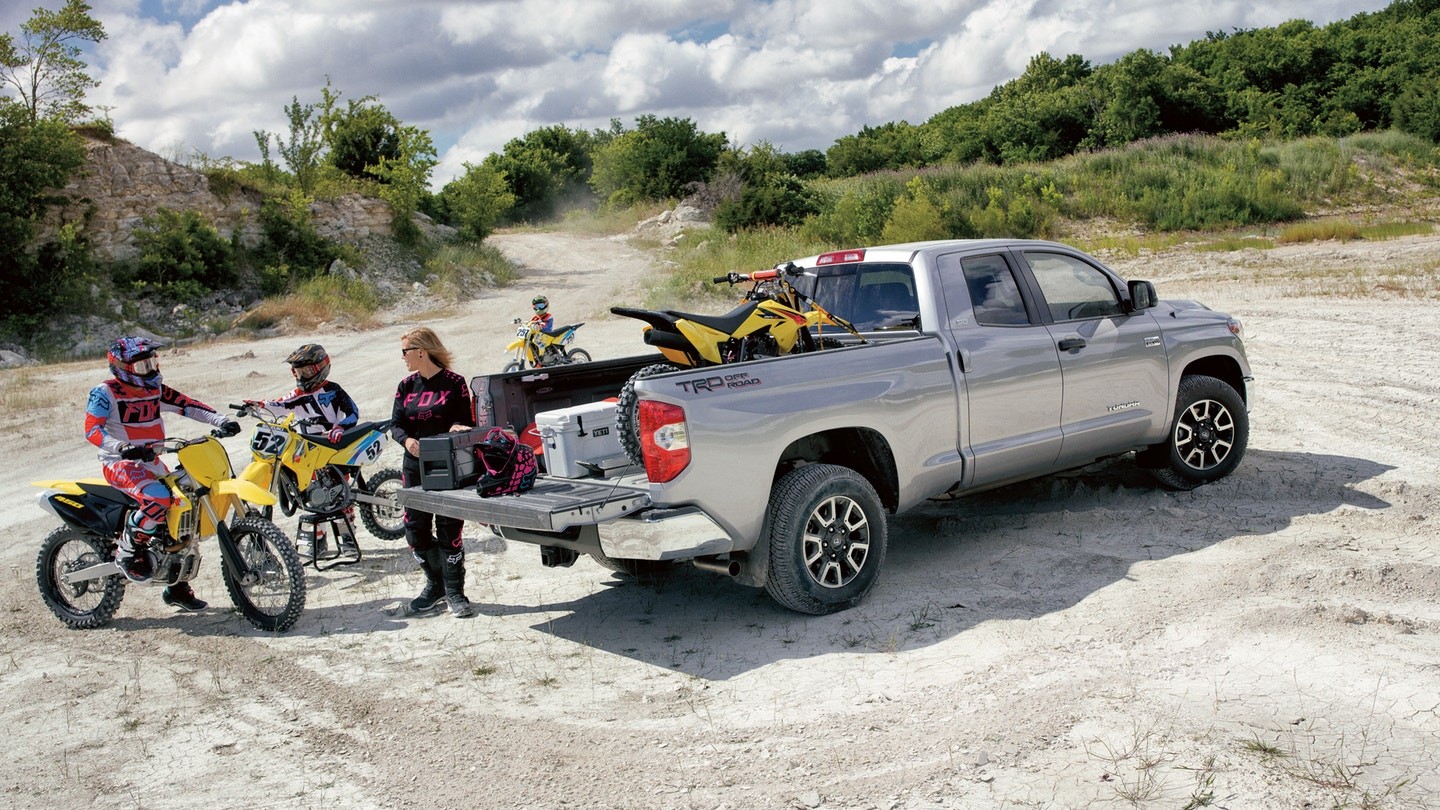 Toyota Tundra photo 9