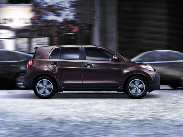 Toyota Urban Cruiser photo 12