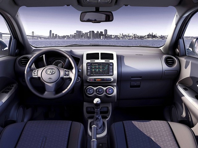 Toyota Urban Cruiser photo 79