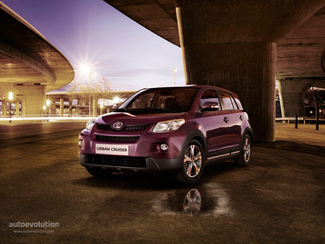TOYOTA Urban Cruiser