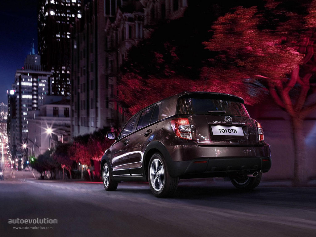 Toyota Urban Cruiser photo 4