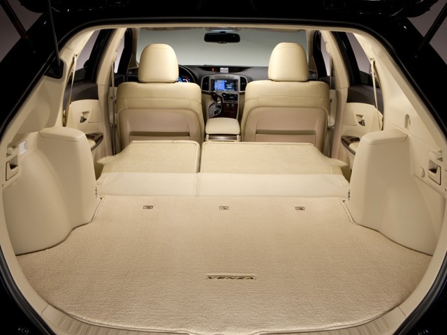 Toyota Venza photo 15