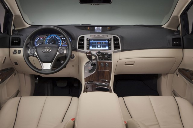 Toyota Venza photo 17
