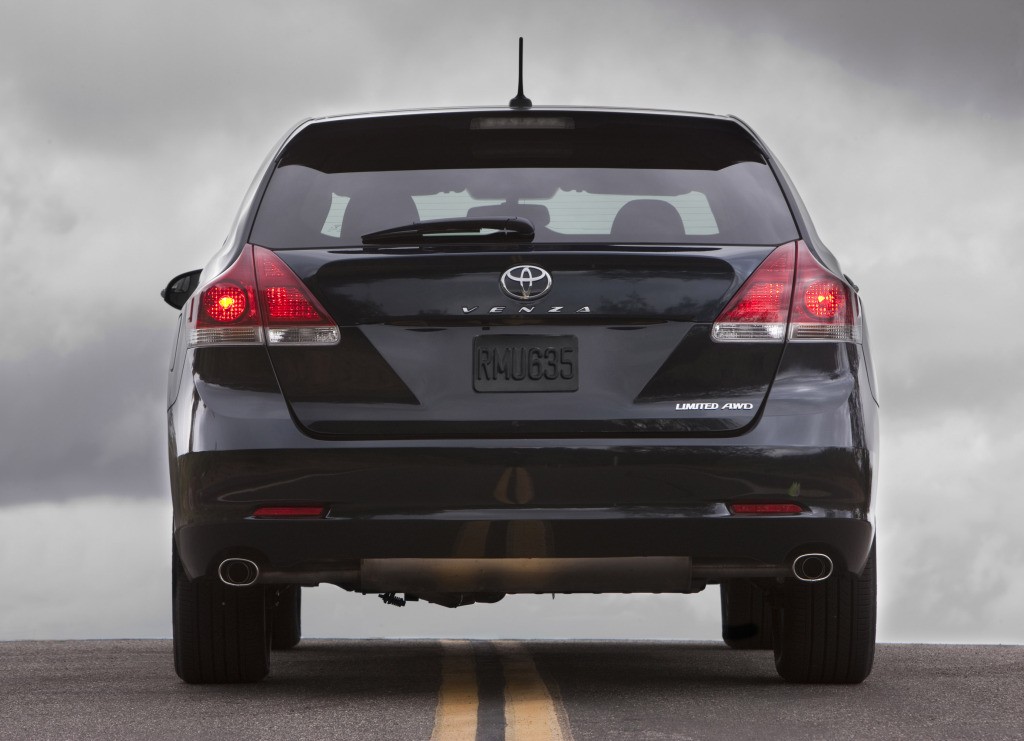 Toyota Venza photo 7