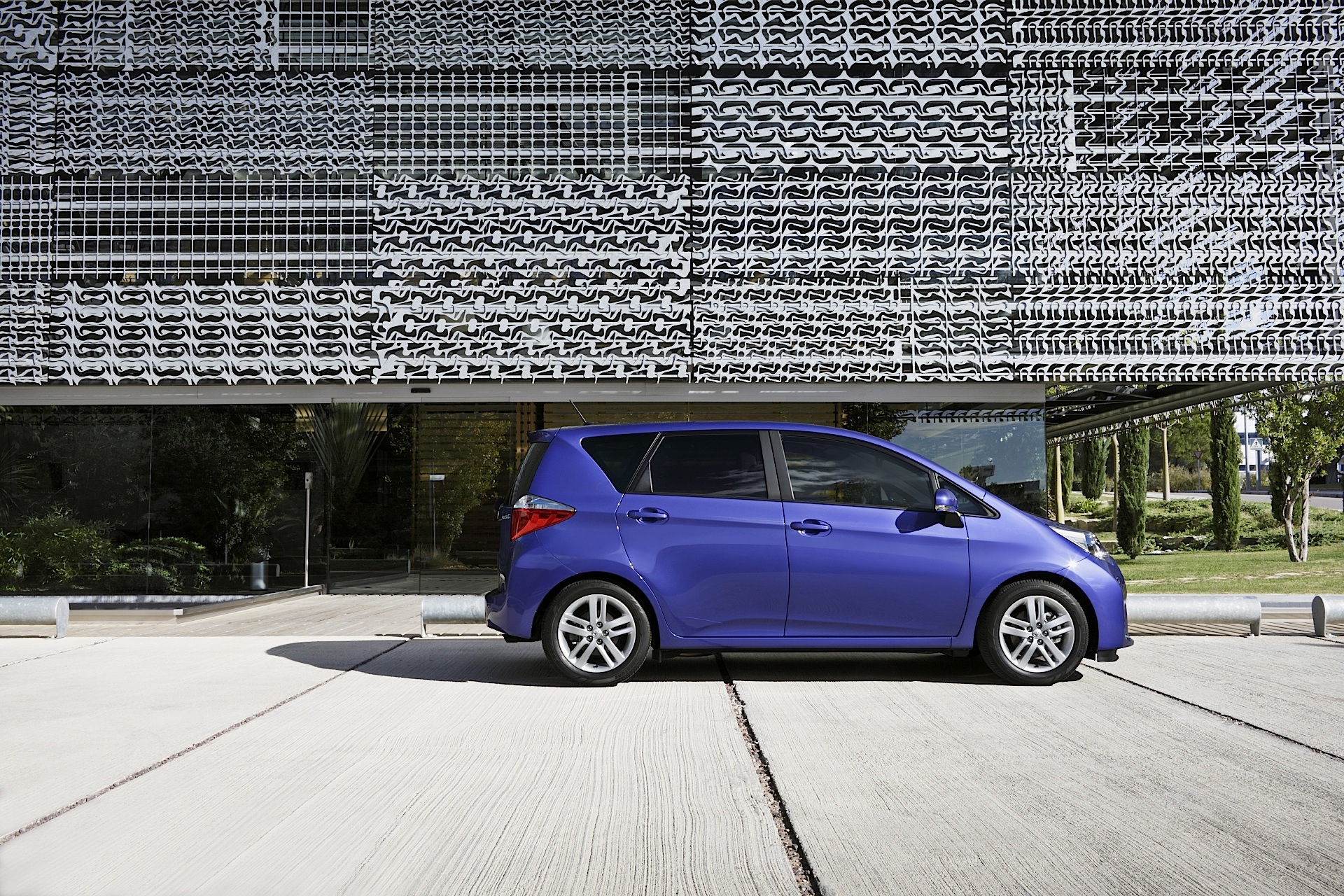 Toyota Verso-S photo 63