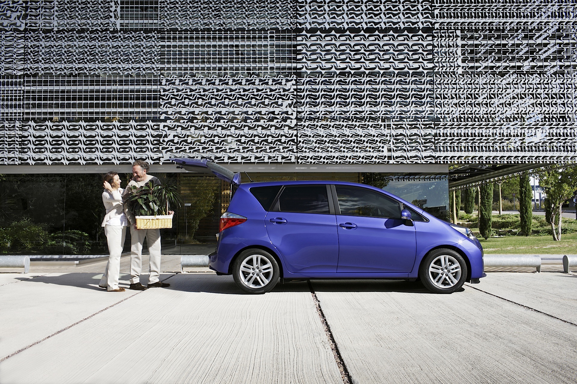 Toyota Verso-S photo 65