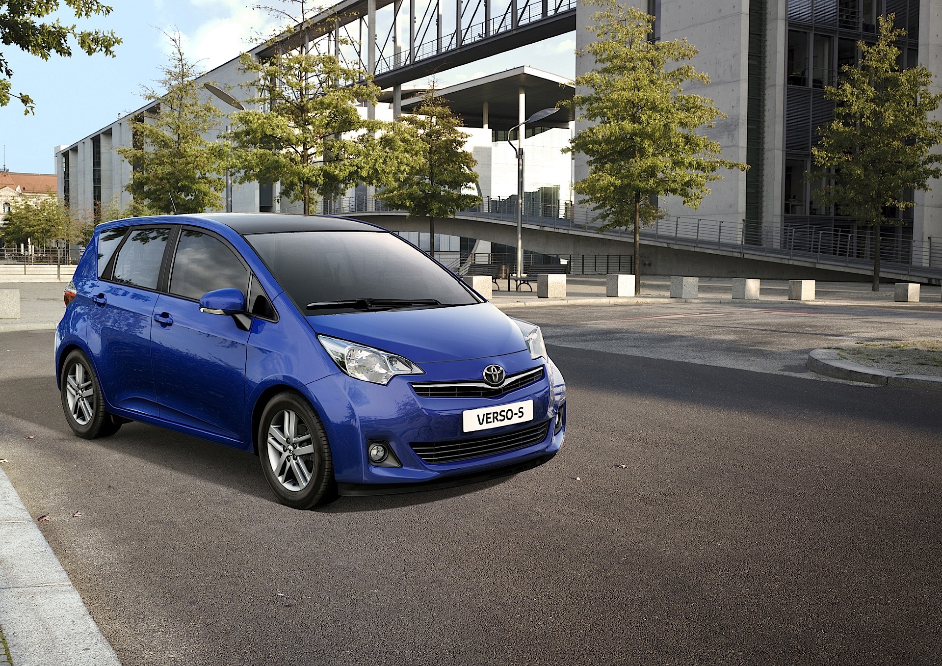 Toyota Verso-S photo 74