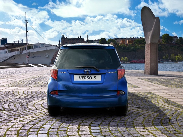 Toyota Verso-S Foto 82