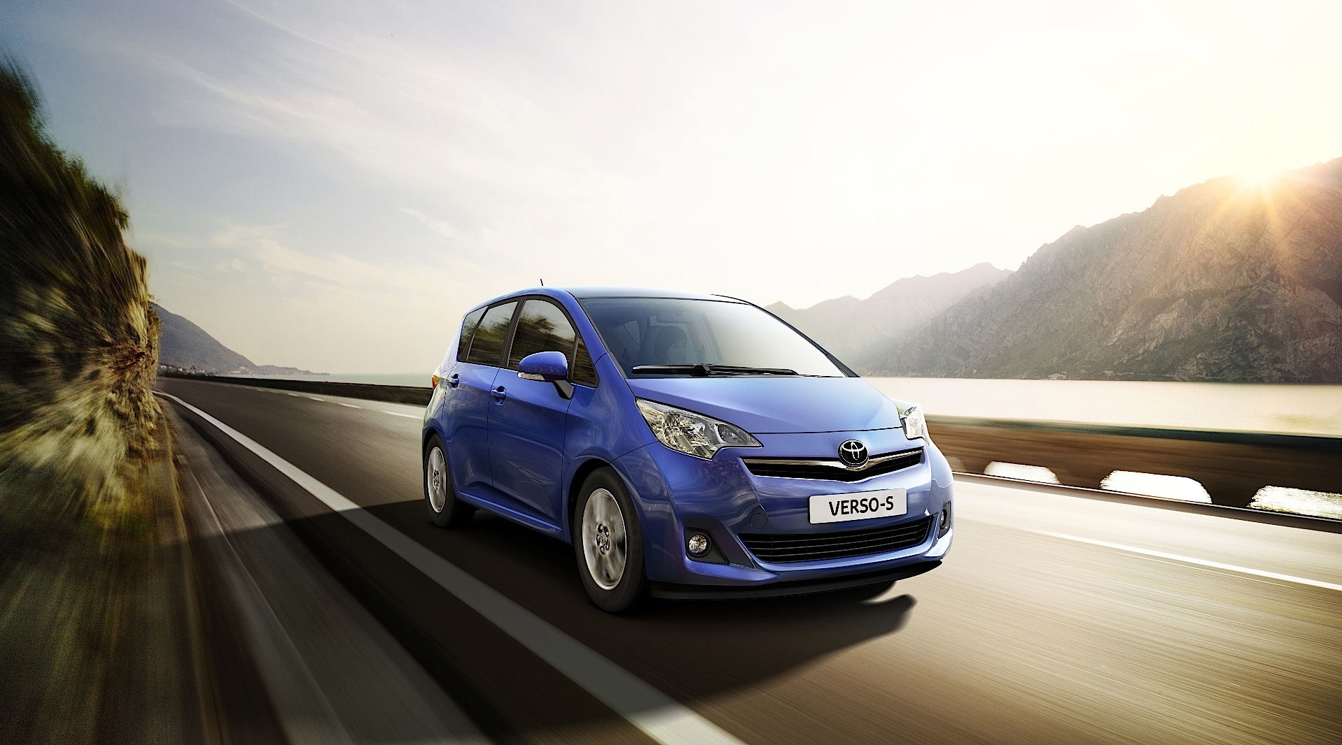 Toyota Verso-S photo 83