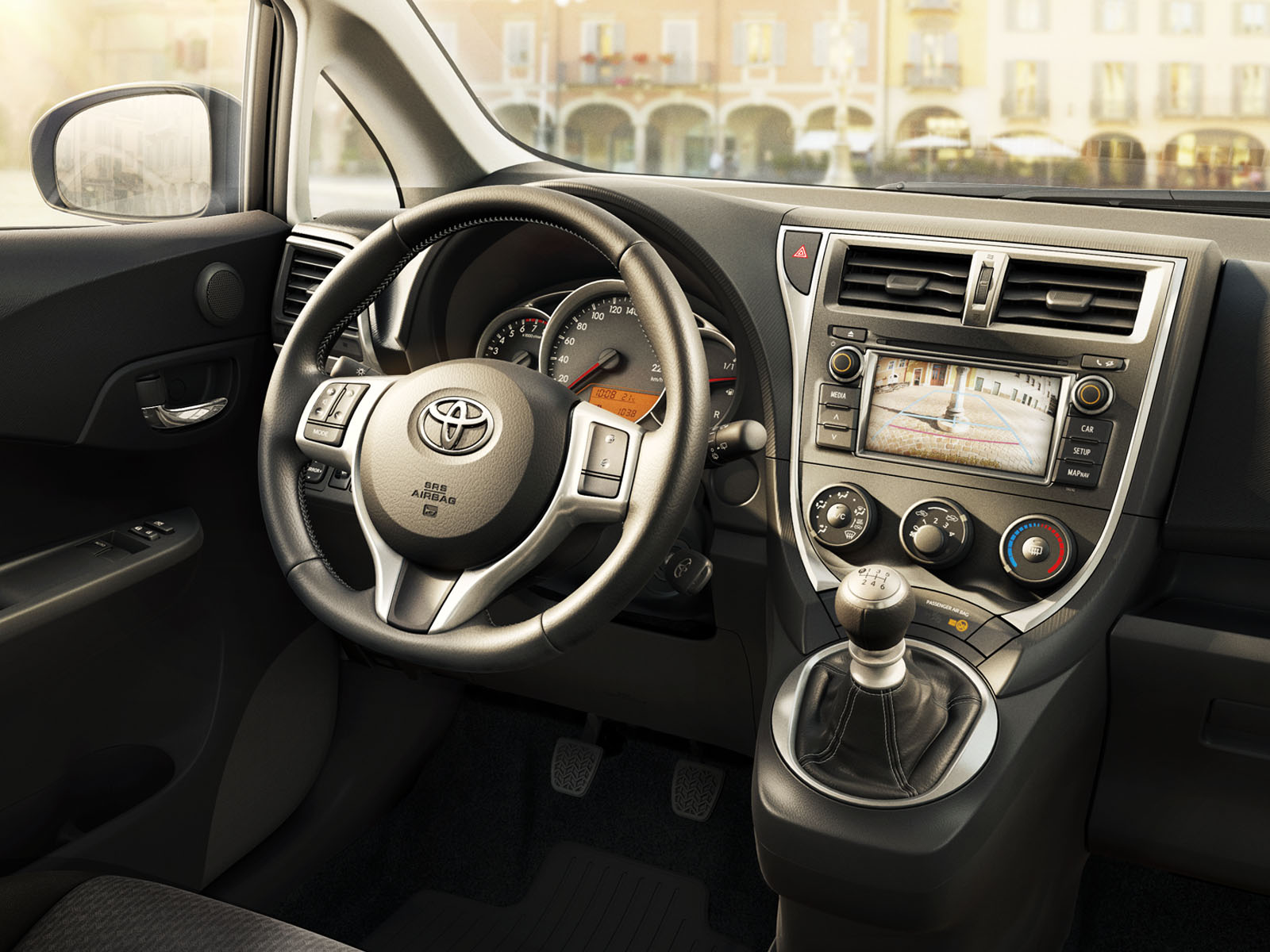 Toyota Verso-S photo 87