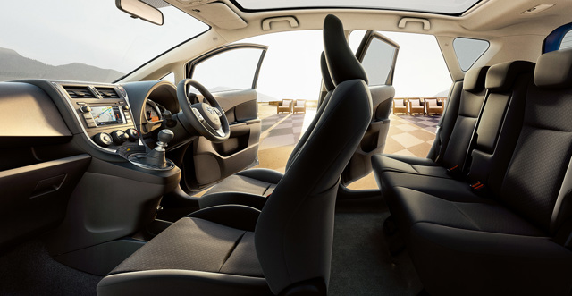 Toyota Verso-S Foto 90