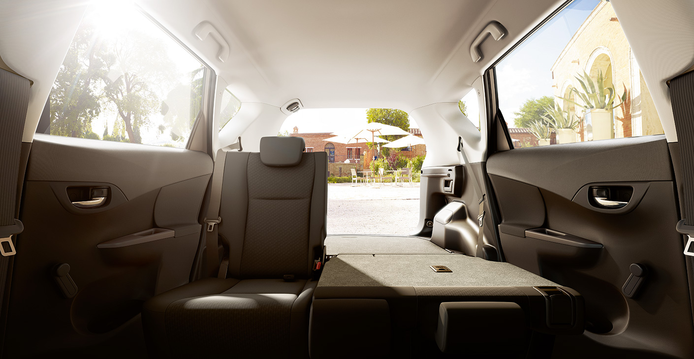 Toyota Verso-S photo 91