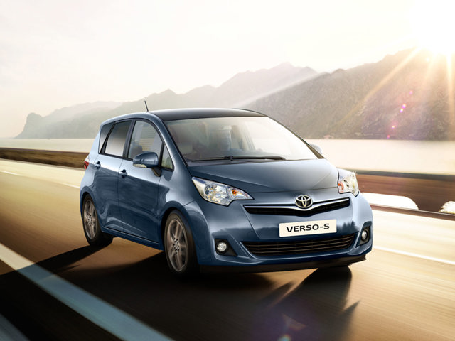 Toyota Verso-S Foto 2