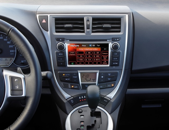Toyota Verso-S Foto 97