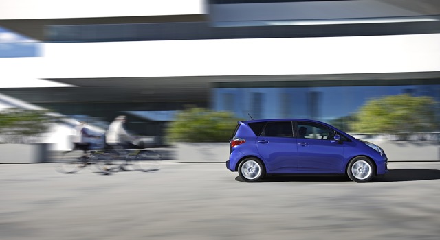 Toyota Verso-S Foto 29