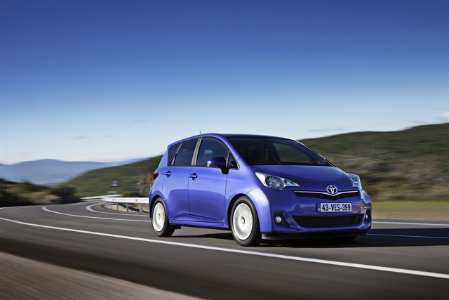 Toyota Verso-S Foto 31