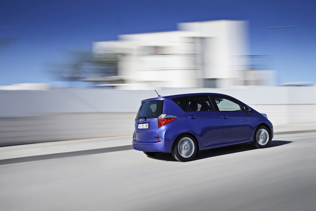 Toyota Verso-S Foto 40