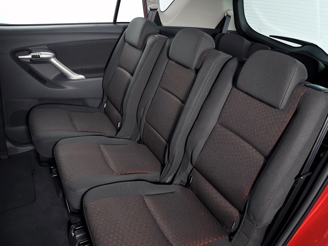 Toyota Verso Foto 53