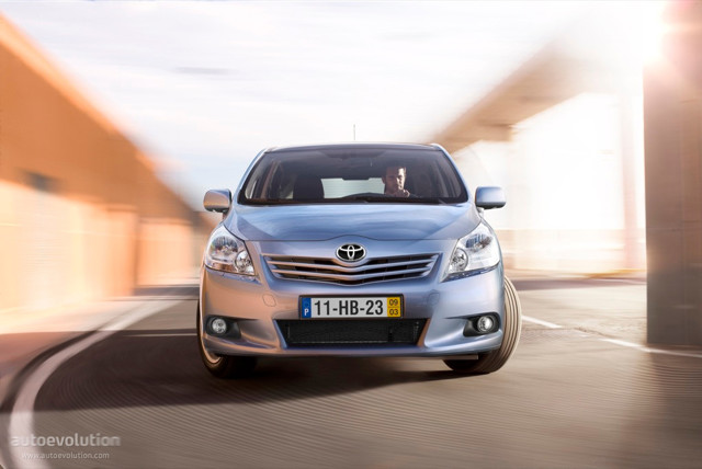 Toyota Verso Foto 1