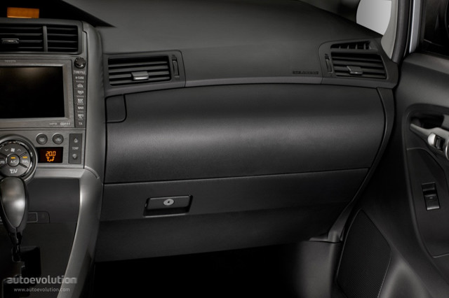 Toyota Verso Foto 45