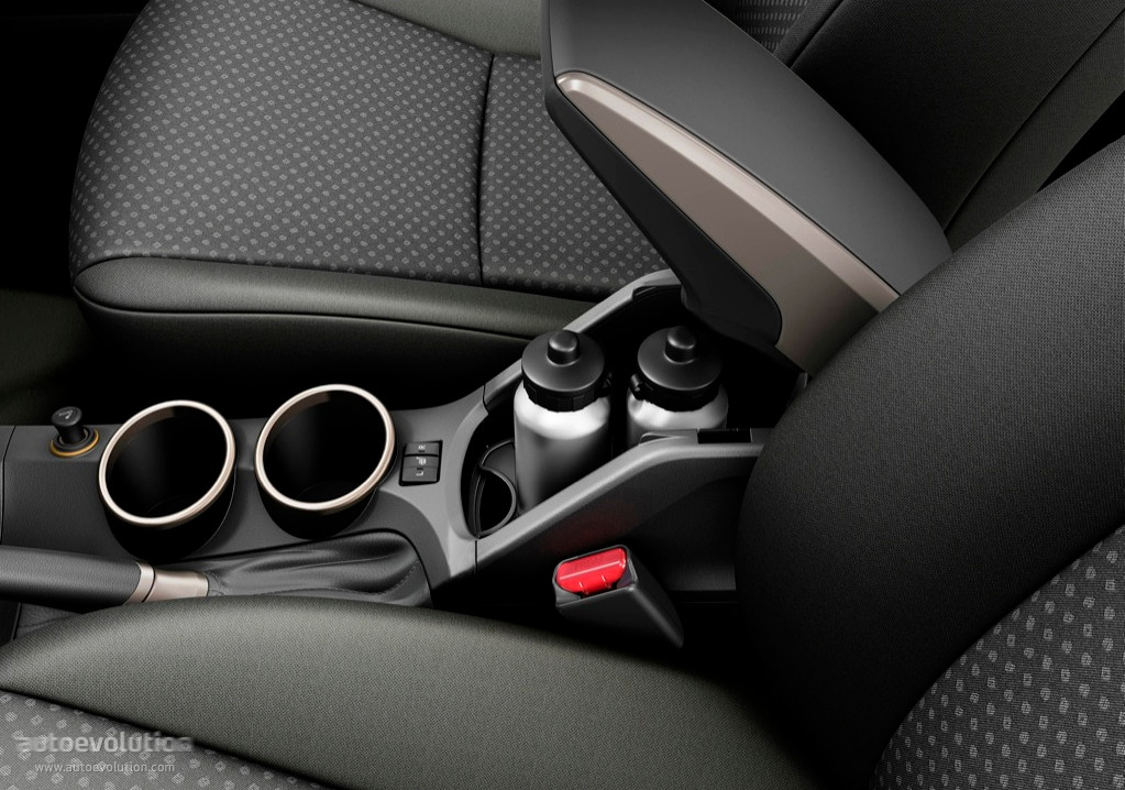 Toyota Verso photo 49