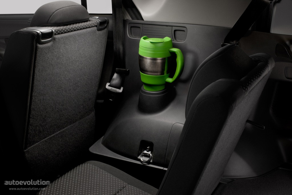 Toyota Verso photo 50