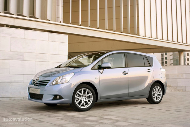 Toyota Verso Foto 8