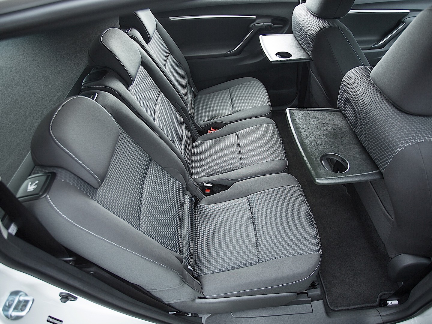 Toyota Verso photo 42