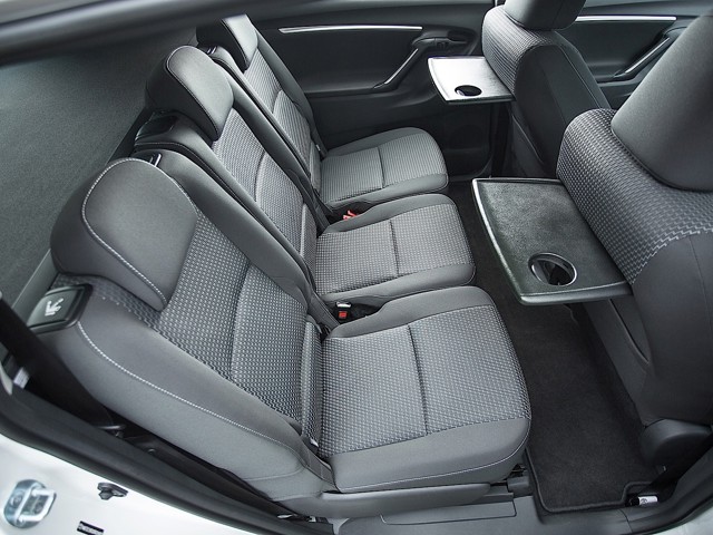 Toyota Verso Foto 42