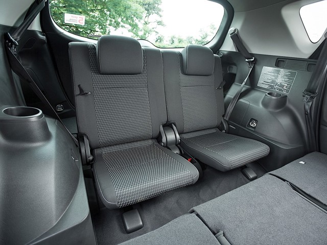 Toyota Verso Foto 51