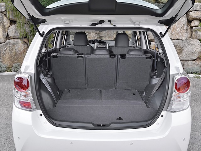 Toyota Verso Foto 43