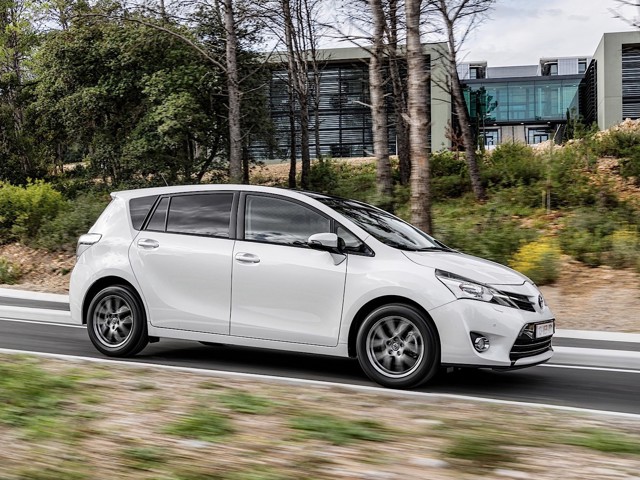 Toyota Verso Foto 9
